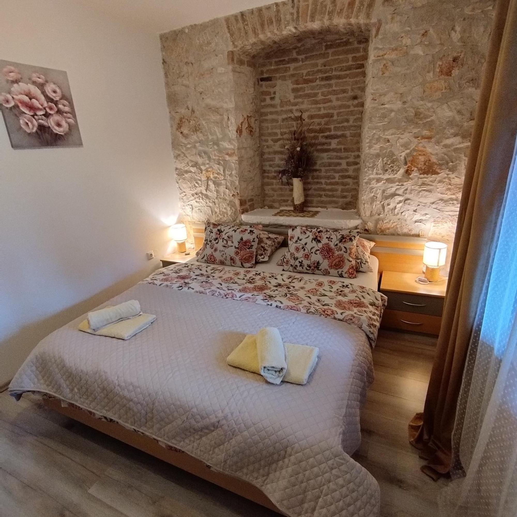 Apartmani Memic 100 M Do Plaze, Apartments Memic Only 100M From Beach Poreč Exterior foto