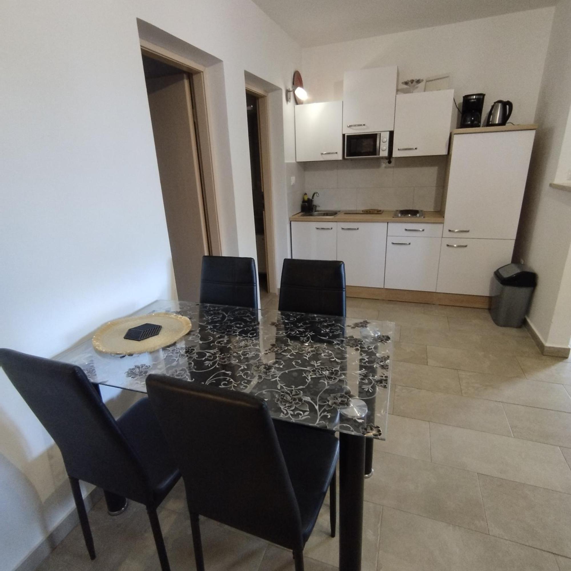 Apartmani Memic 100 M Do Plaze, Apartments Memic Only 100M From Beach Poreč Exterior foto