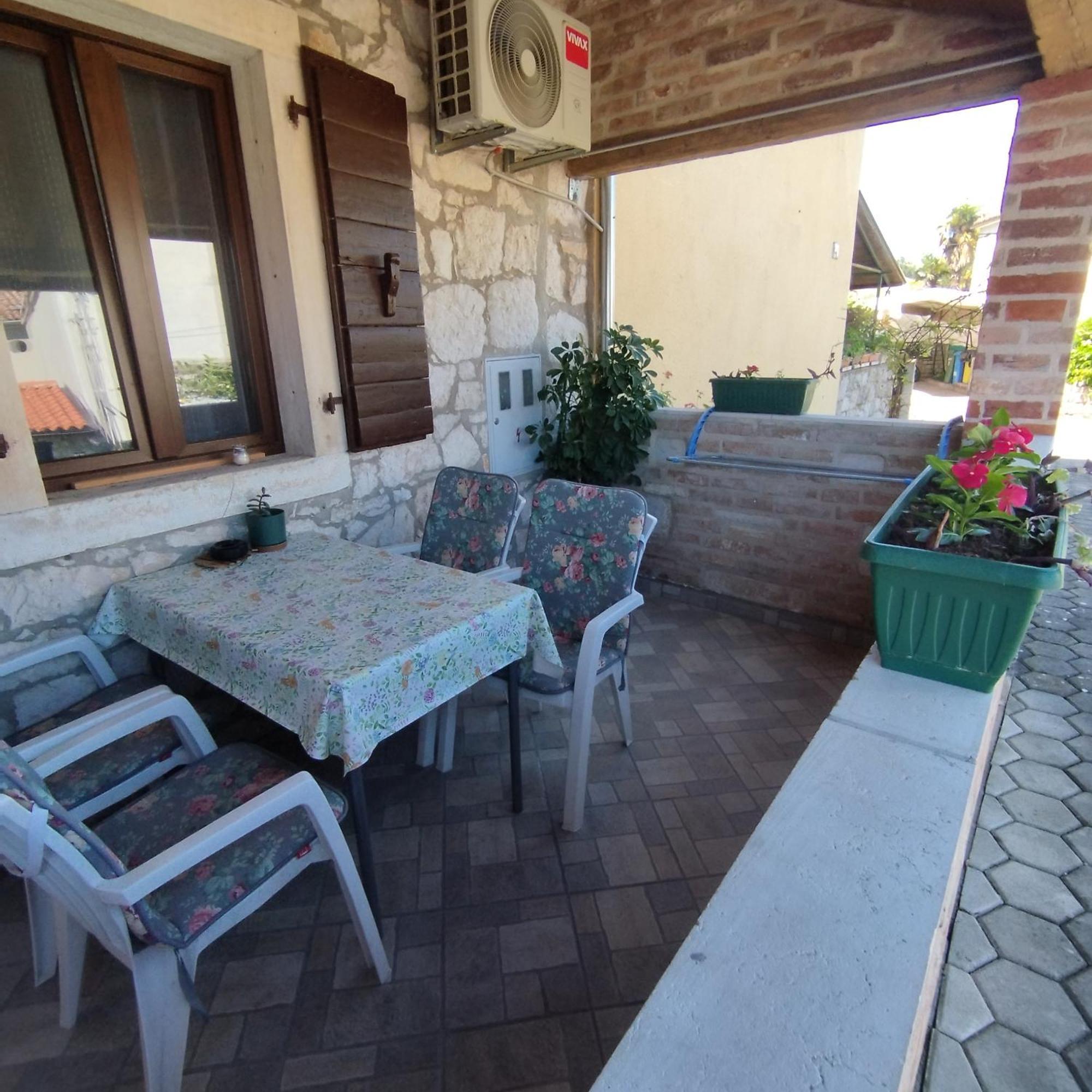 Apartmani Memic 100 M Do Plaze, Apartments Memic Only 100M From Beach Poreč Exterior foto