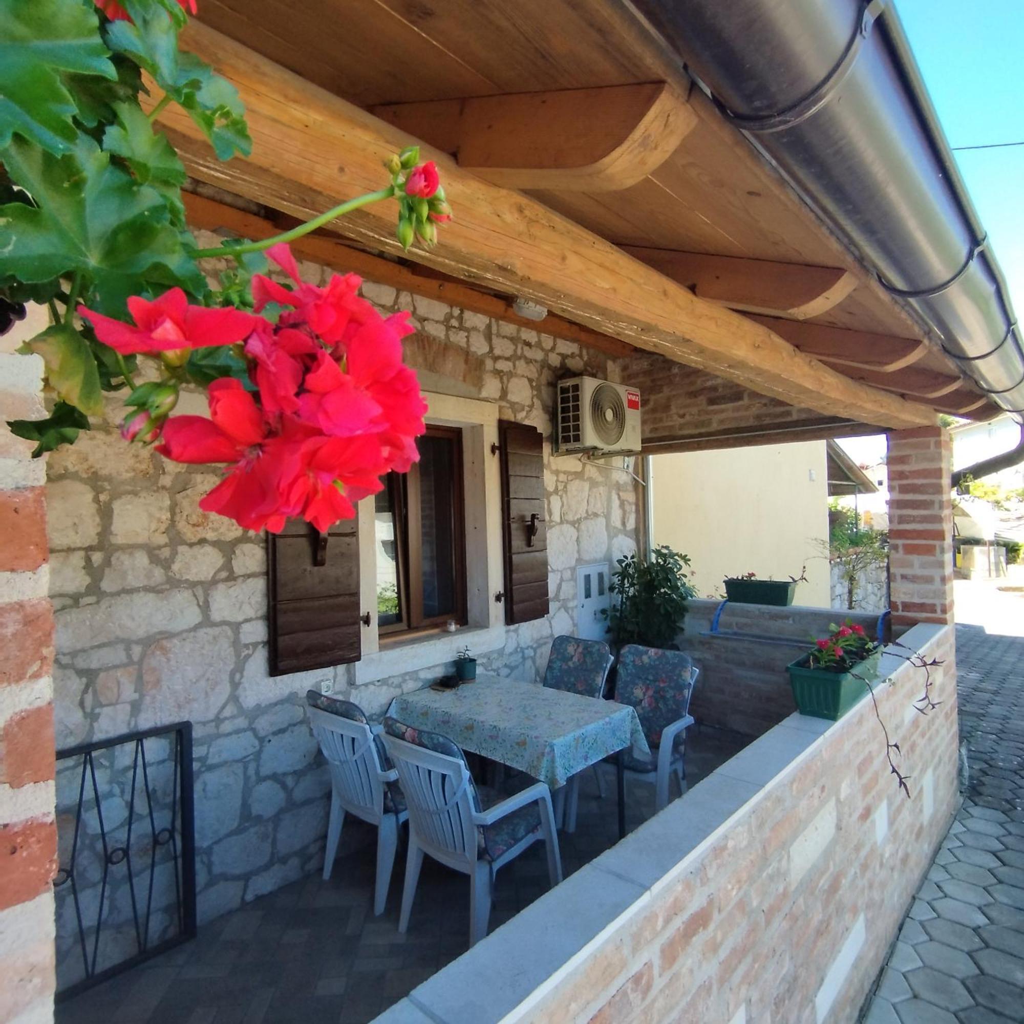 Apartmani Memic 100 M Do Plaze, Apartments Memic Only 100M From Beach Poreč Exterior foto